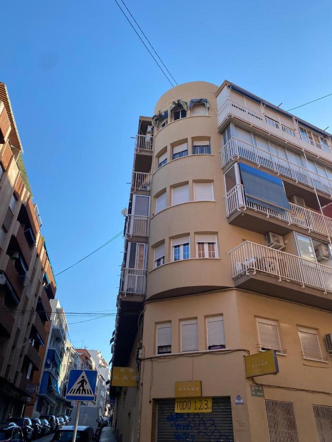 Solymar Poniente Apartamento Recien Reformado A 3 Min De Playa Poniente Y Del Centro Parking Opcional Benidorm Kültér fotó